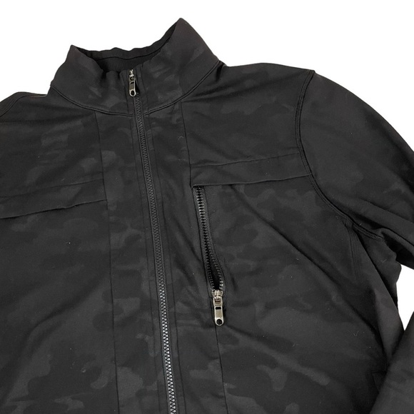 lululemon Men’s Post Gravity Jacket Lay Low Camo Emboss Black - Picture 12 of 16